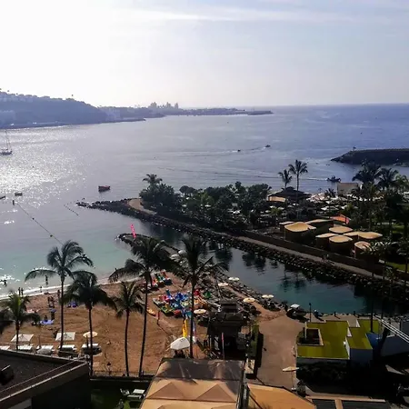 Sunny Days On Gran Canaria * Puerto Rico (Gran Canaria)
